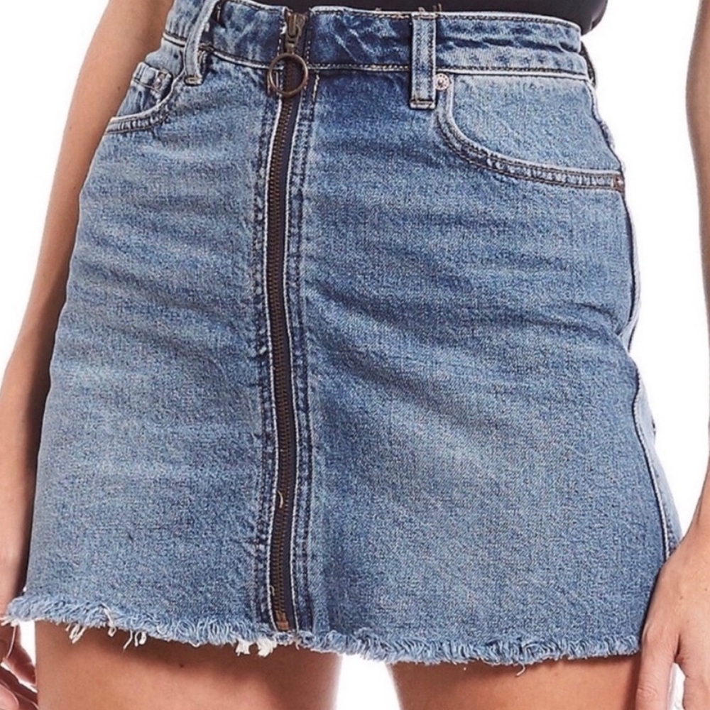 Free People Zip It Up Denim Skirt ✧ Size 26